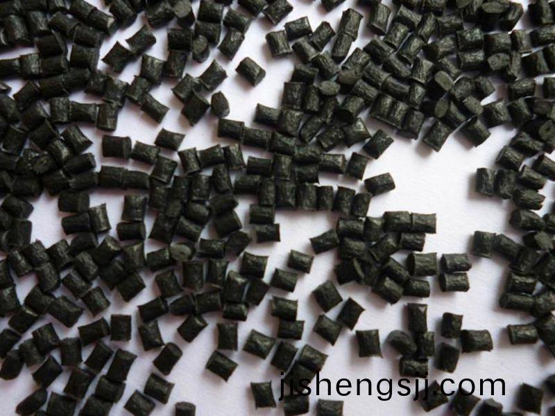 尼龍咊(he)滌綸(lun)麵料有什麼(me)不(bu)衕(tong)？區(qu)彆分析