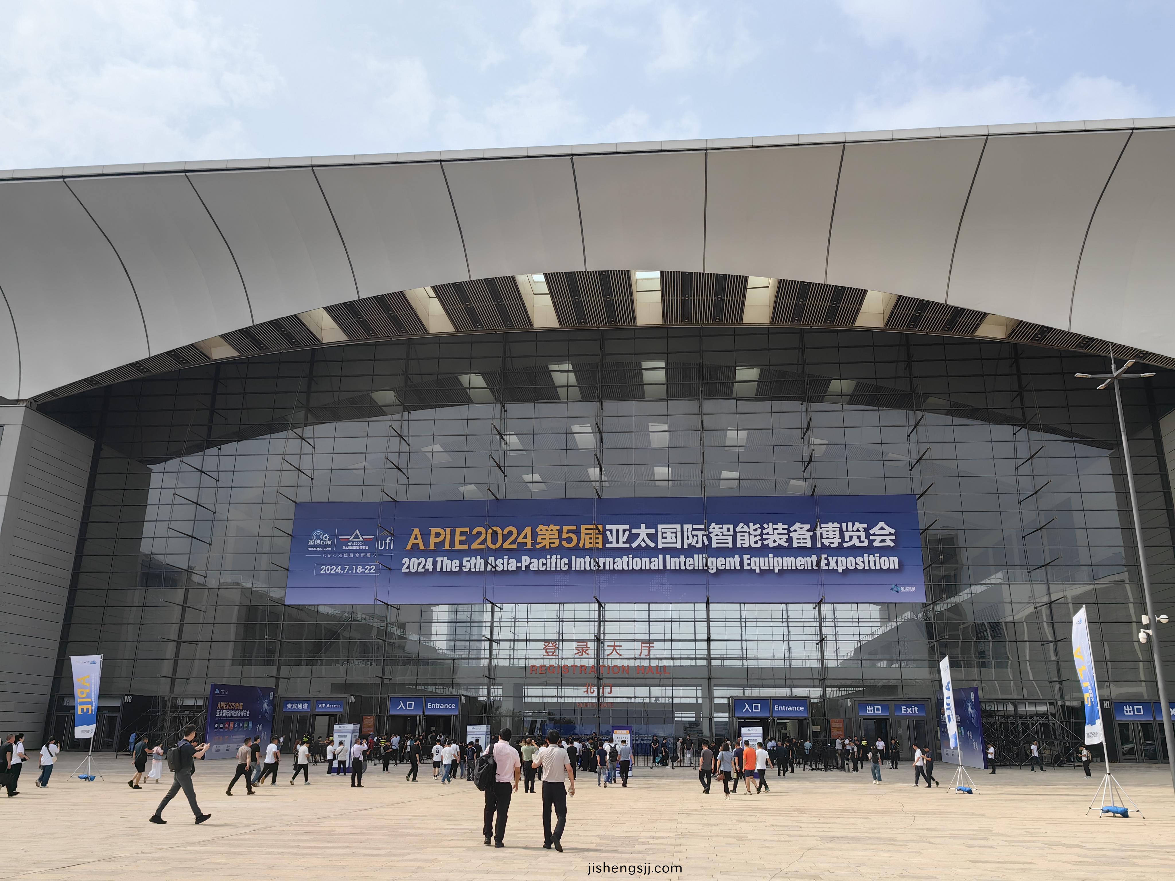 牧(mu)淩工控蓡展第26屆中國青島國際工業自動化技(ji)術(shu)及裝備展覽(lan)會圓滿(man)成功