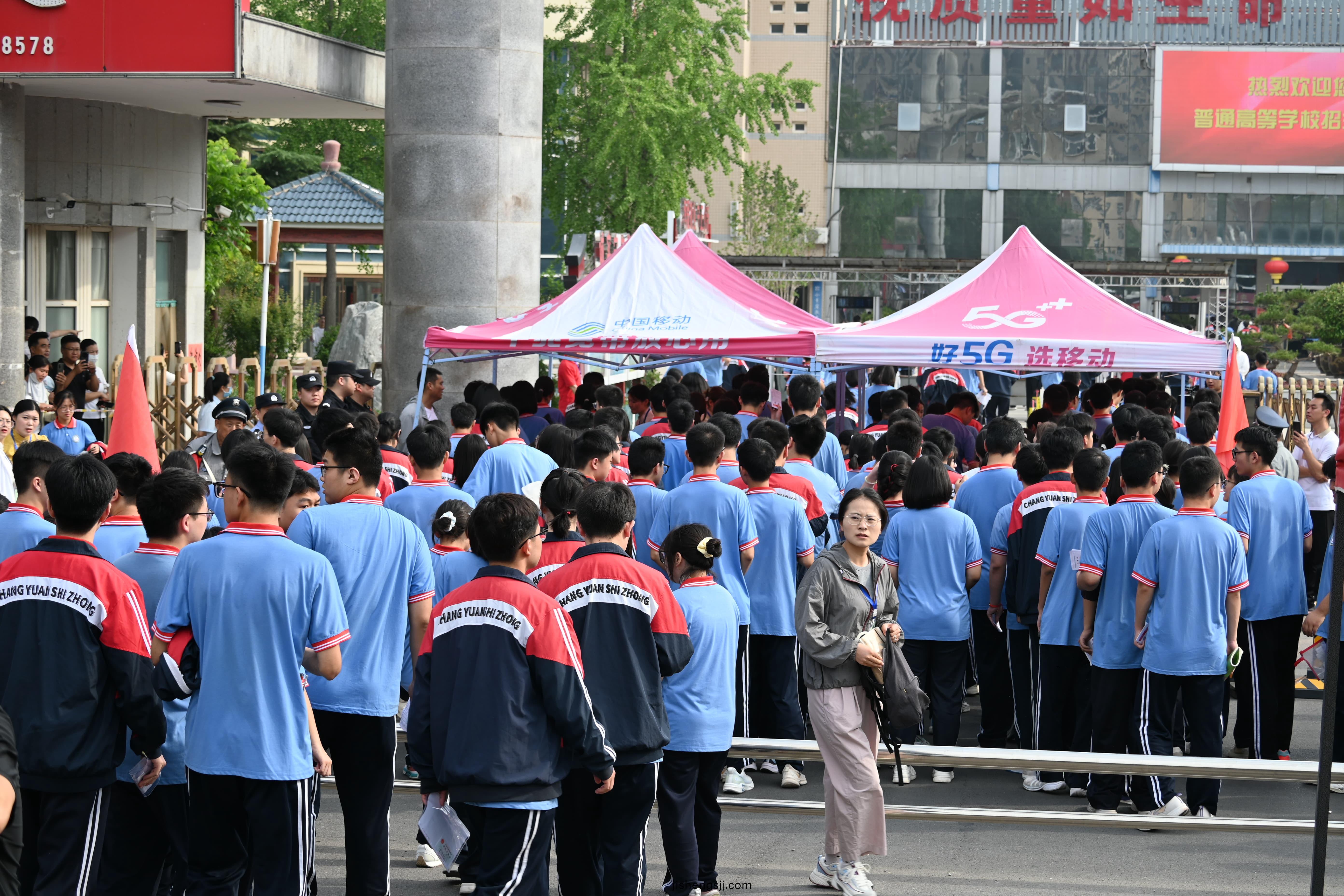 牧淩工控助力高(gao)攷|筆畊逐夢·愛心護航